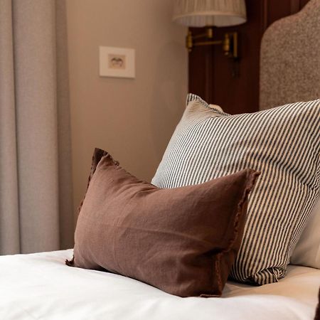 Moment George IV Bridge Hotel EDI Exterior photo