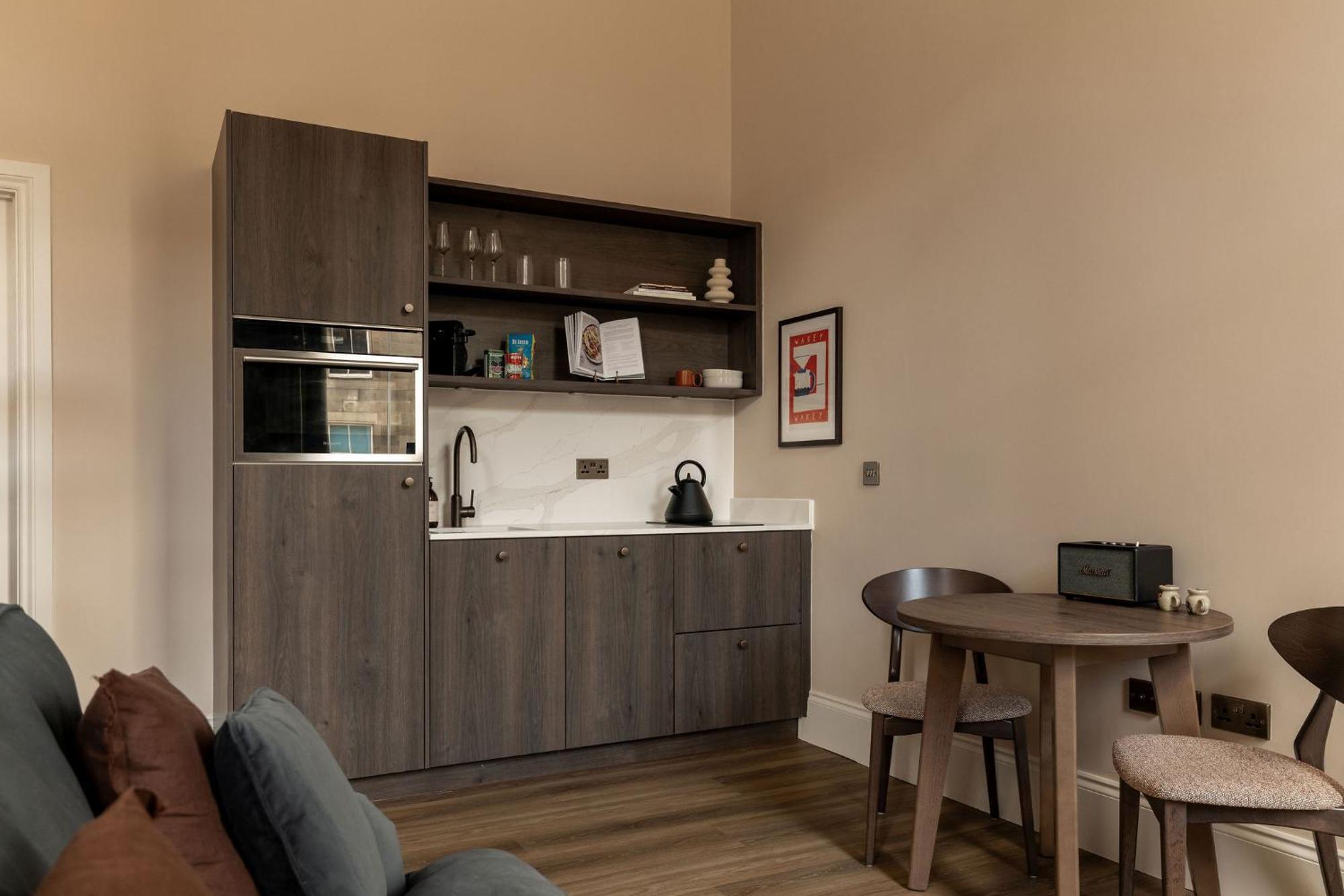 Moment George IV Bridge Hotel EDI Room photo