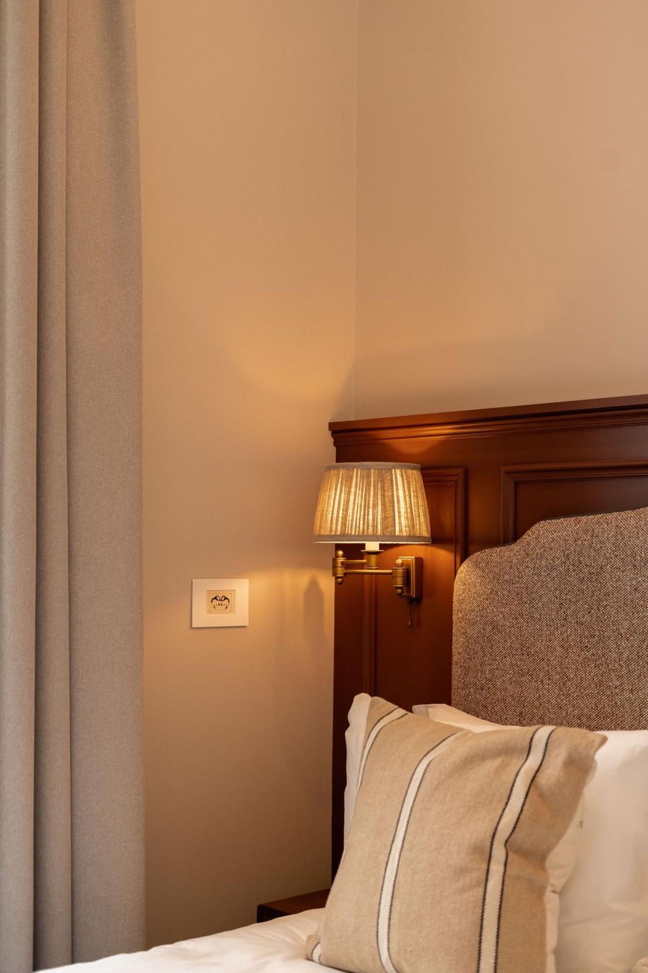Moment George IV Bridge Hotel EDI Exterior photo