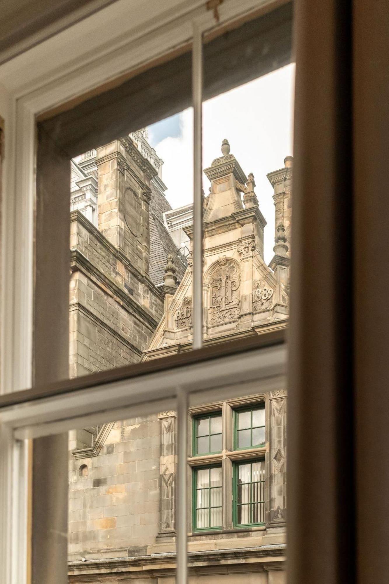Moment George IV Bridge Hotel EDI Exterior photo